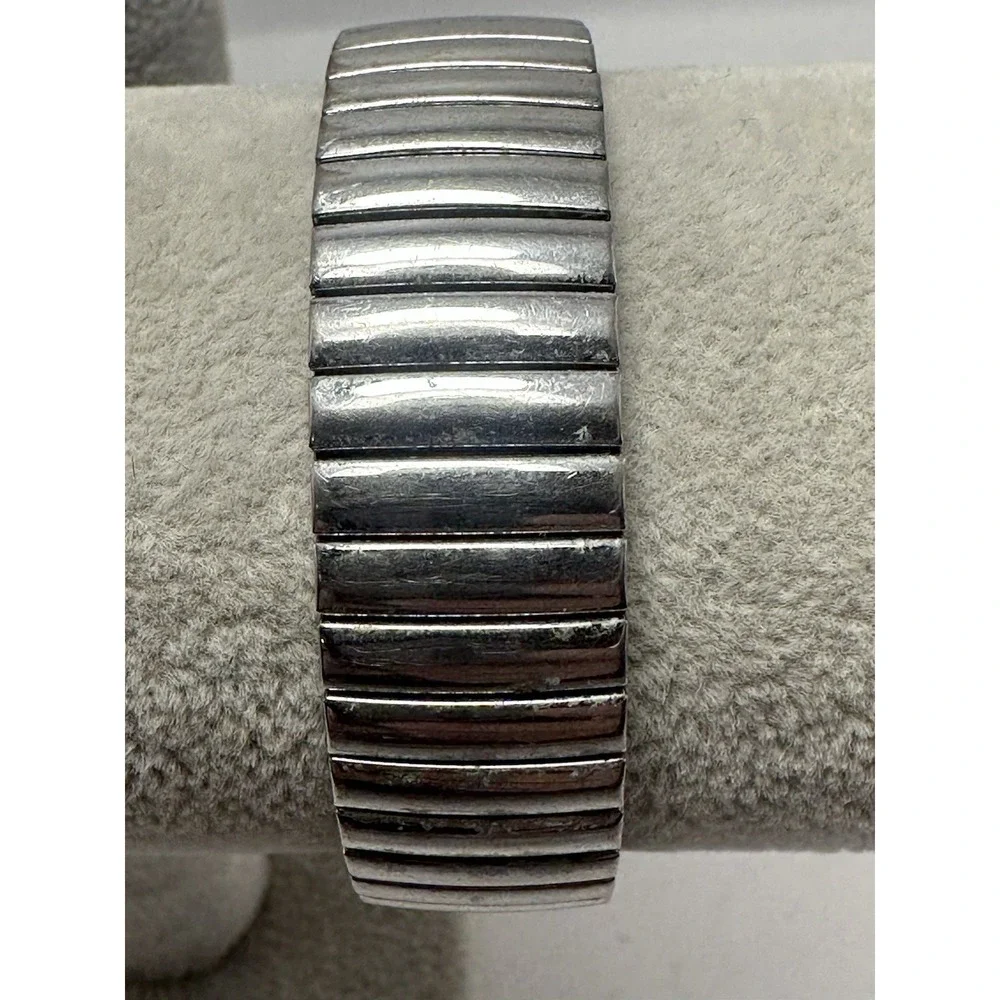 Adrienne Limited Edition Ladies MOP Watch‎ New Battery 36MM 6.25